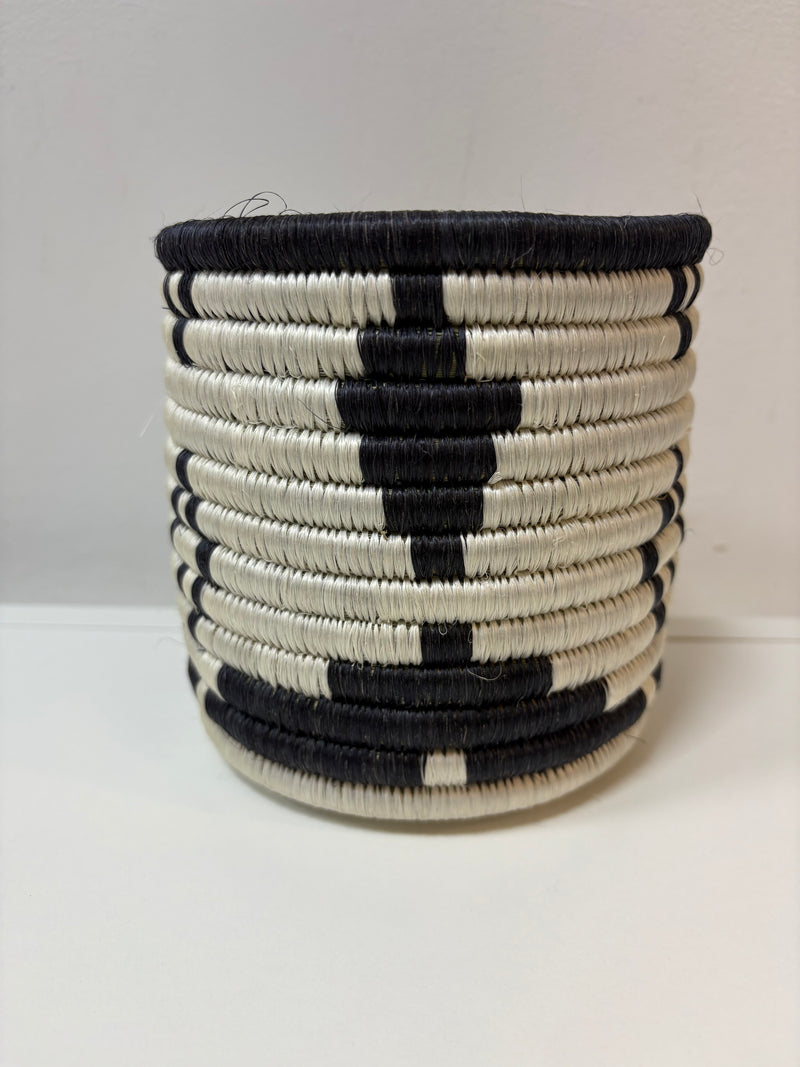 Rwanda basket