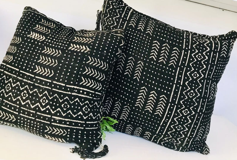 Black Mud Cushion Cover